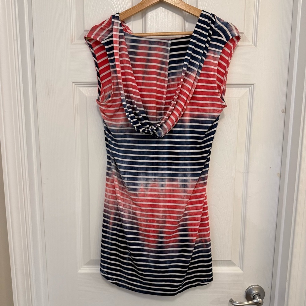 EUC Blue Curl Patriotic Red White and Blue Striped Hooded Beach Tunic Coverup - Picture 2 of 5